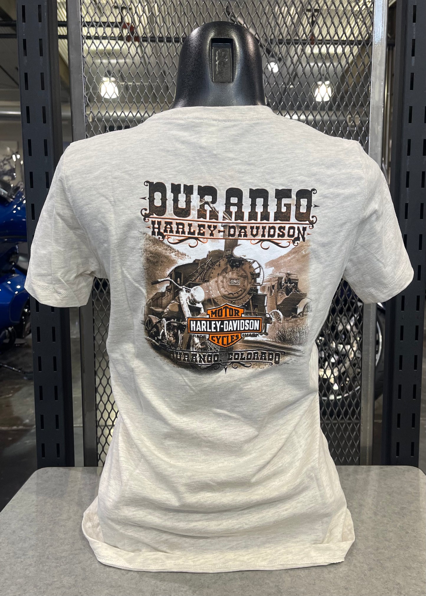 Women's DHD Rebel Spirit - Train Back - T-shirt